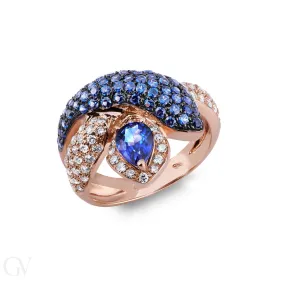 Anello in oro rosa 18k con serpente in zaffiri blu e diamanti.