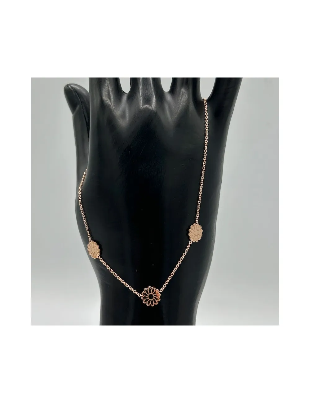 Catena in oro rosa con margherite di nostra produzione