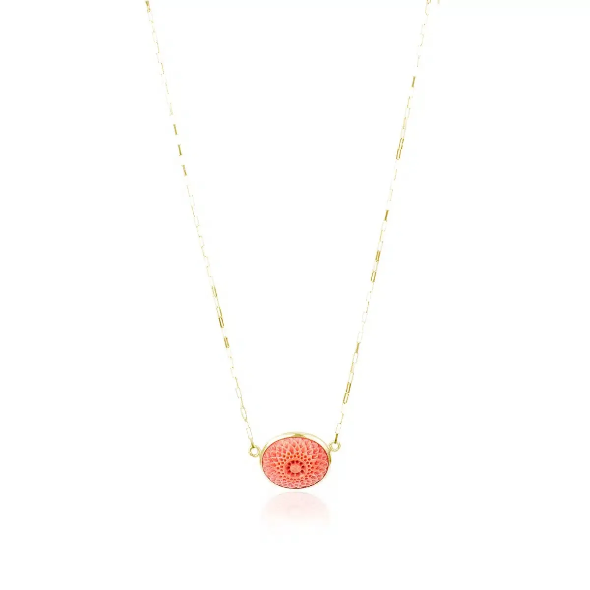 Collana con Cabochon di Corallo Rosso del Giappone Inciso in Oro 18 kt