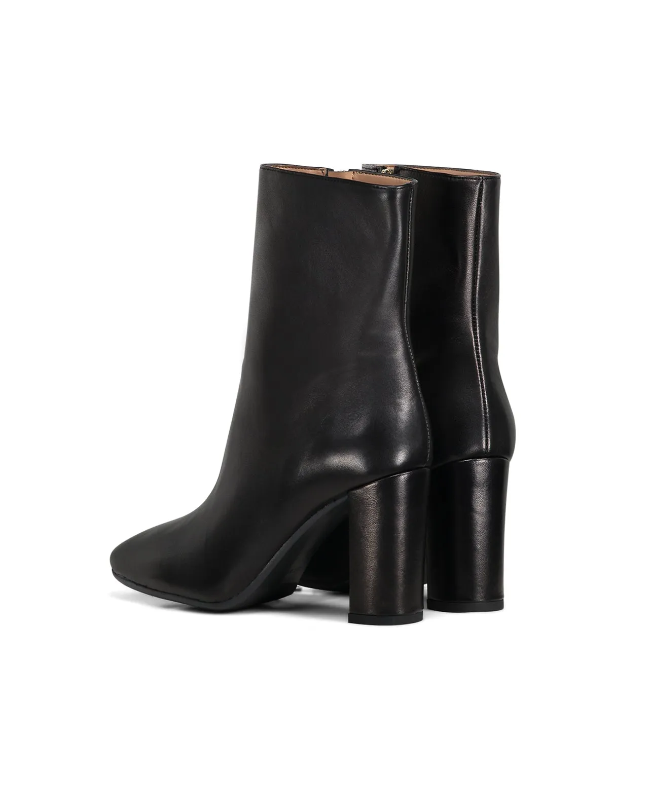 Stivaletto 2646 nappa nero